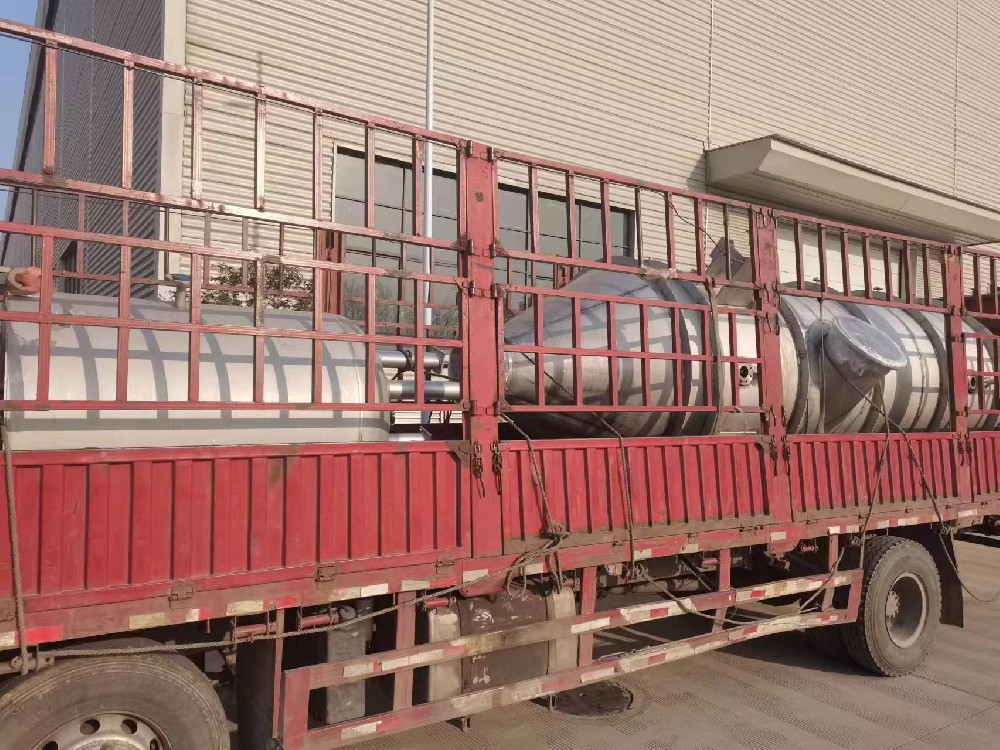 山东某石化公司MVR蒸发器主体设备发货