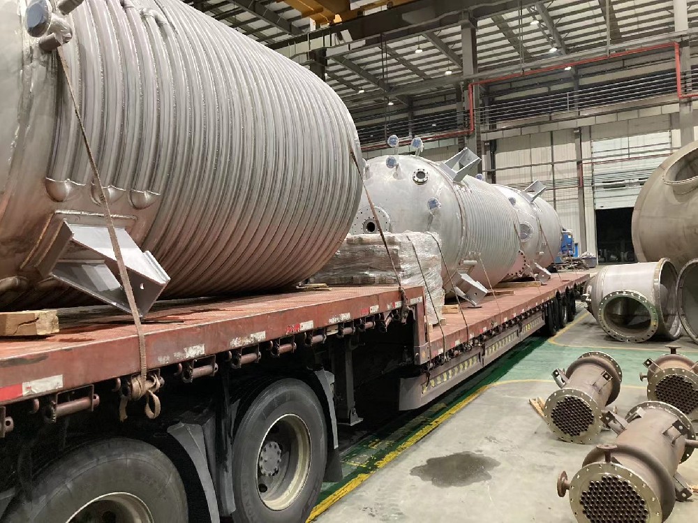 第三批不锈钢反应釜设备发货江苏某企业，助力企业生产